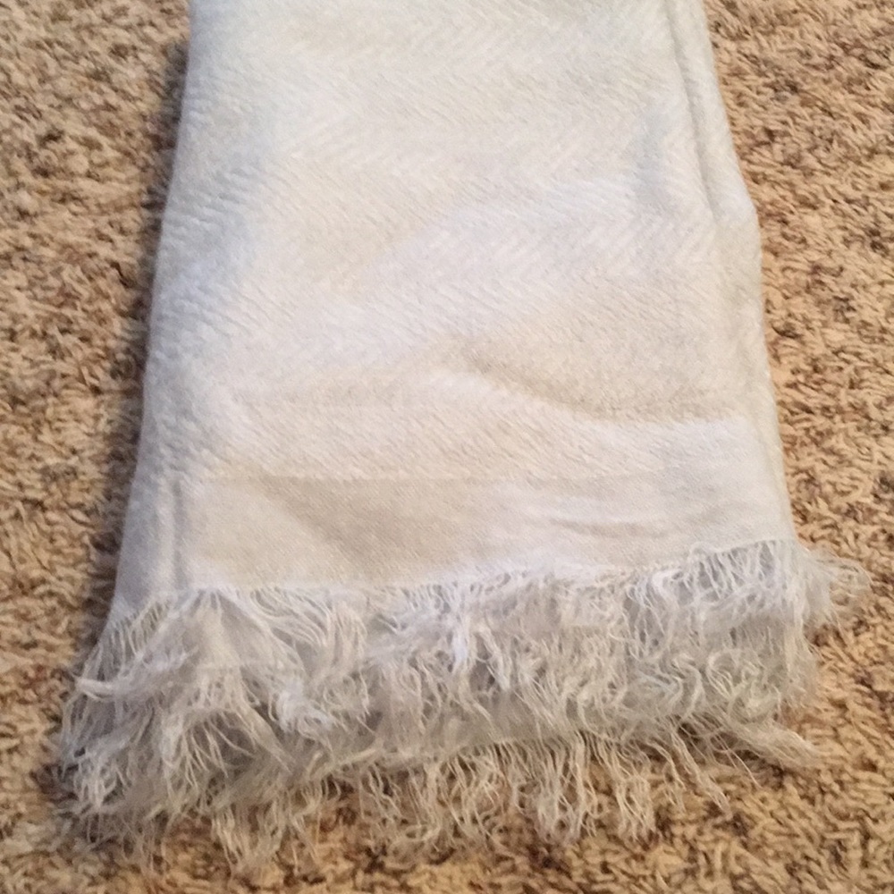 Light blue scarf